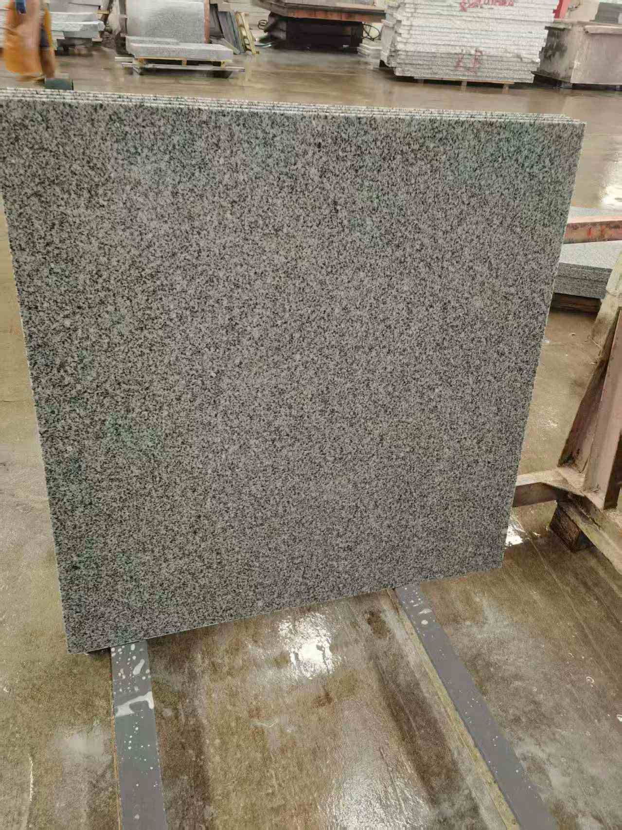 哈尔滨 芝麻白光面900*900，高地铁标准